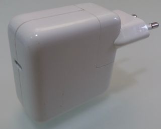 Cargador Apple 30W USB-C iPad, iPhone, MacBook Air