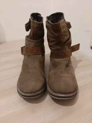 Stivaletti donna marroni con strass