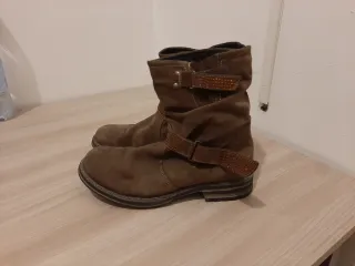 Stivaletti donna marroni con strass