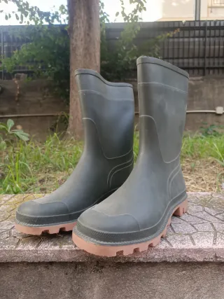 Stivali gomma verdi taglia 39 tronchetto
