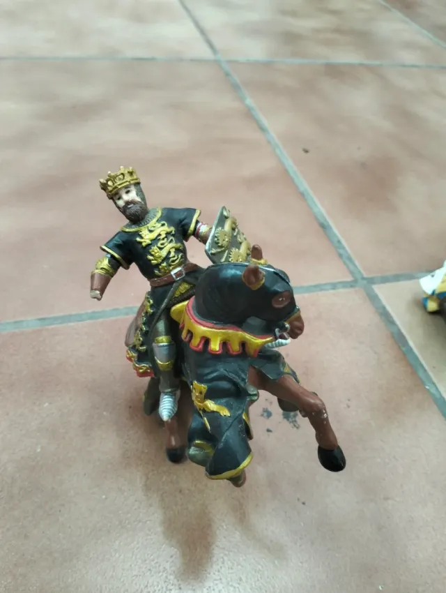 Figuras Caballeros Medievales