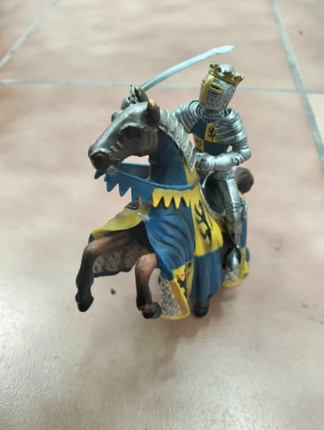 Figuras Caballeros Medievales