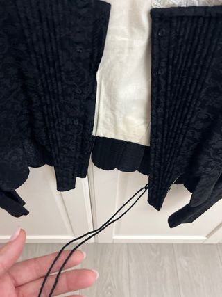 Corpiño negro manga larga