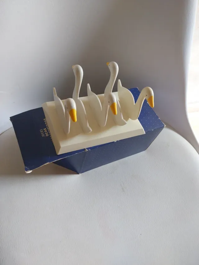 Servilletero cisnes plástico nuevo