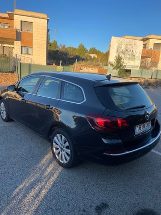 Opel Astra 2015