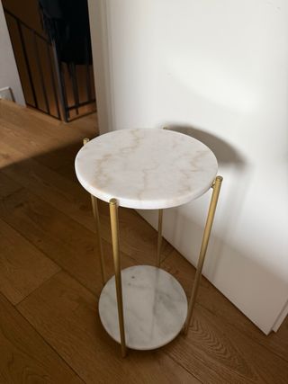 Tavolino marmo e metallo oro (2 mesillas)