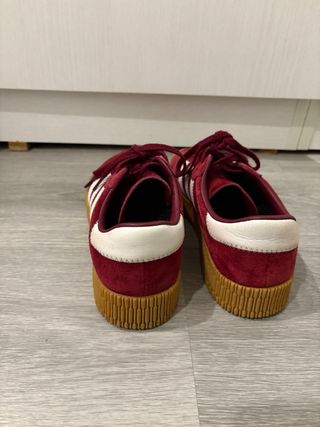 Tenis Adidas Rojos y Blancos