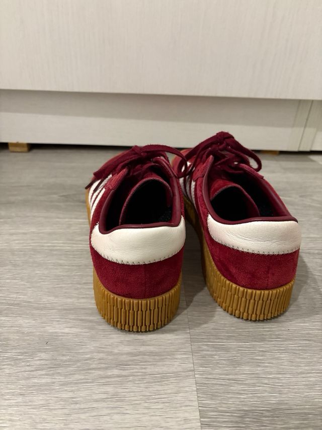 Tenis Adidas Rojos y Blancos