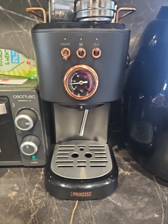 Cafetera Princess Espresso 1100W