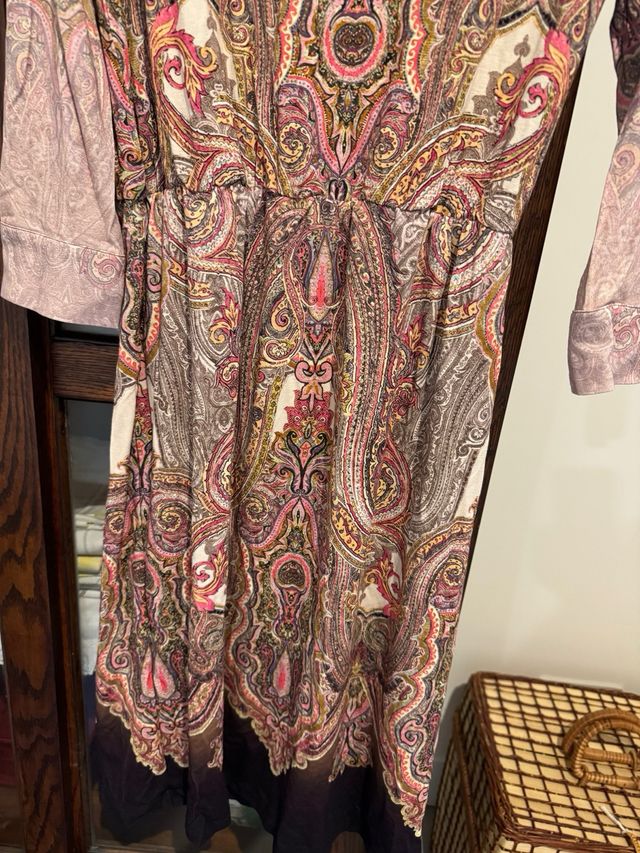 Vestido nuevo marca J. Simorra Talla 38,