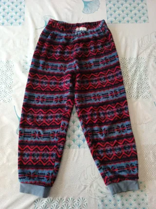 Pijama niño/a pirineo azul y rojo. Talla( 6-7)años