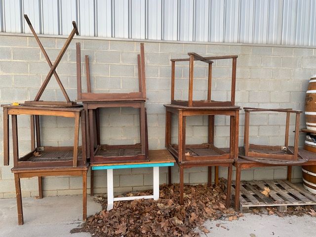 14 Mesas Madera Marrón y Turquesa