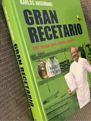 LIBRO KARLOS ARGUIÑANO