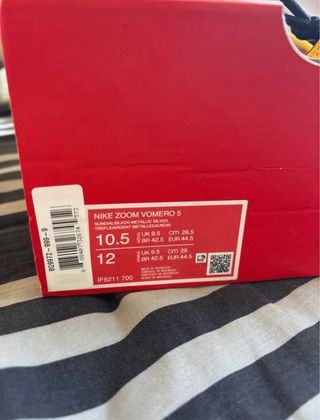 Nike Vomero 5 Negro Amarillo