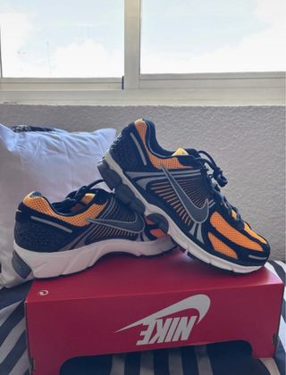 Nike Vomero 5 Negro Amarillo