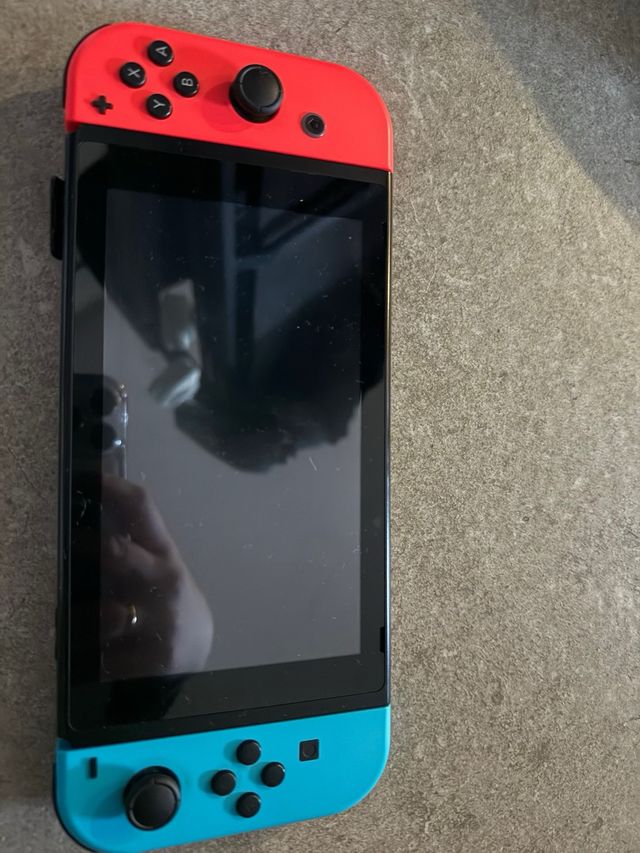 Nintendo Switch Azul y Rojo