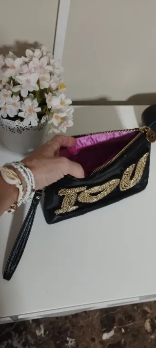 Bolso Negro I Love You Dorado,Lola Casademunt.