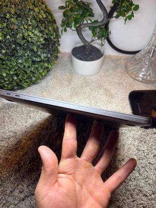 MacBook Pro Touch Bar Plata