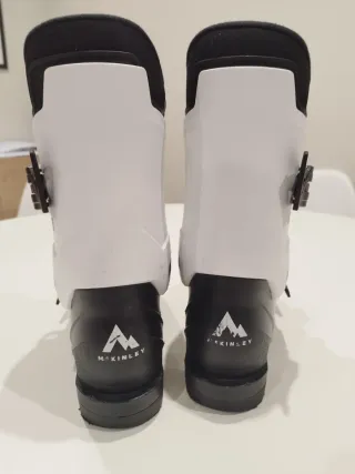 Botas de esquí McKinley MJ 50-3 Usadas dos días