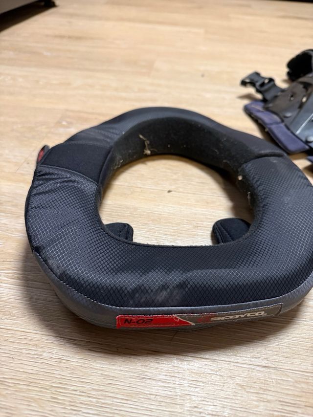 Chaleco y collarín protector moto/quad