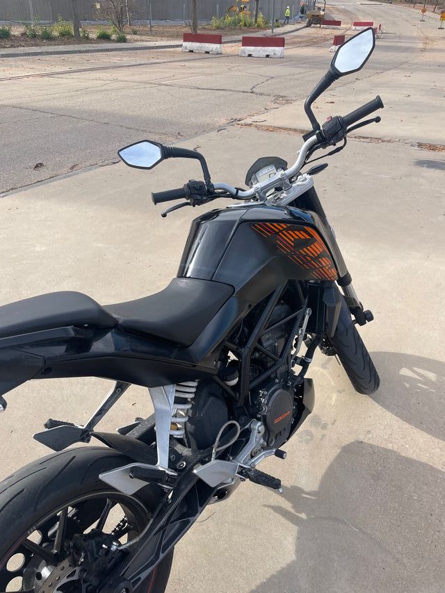 KTM Duke 125