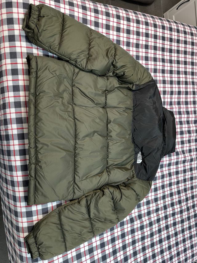 Plumón The North Face Verde y Negro