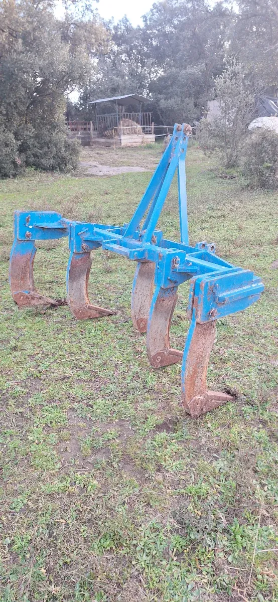 Subsolador para tractor