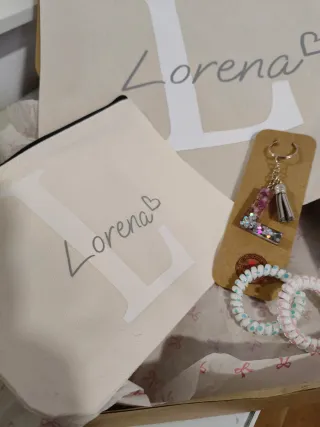 Bolso + neceser + llavero personalizados