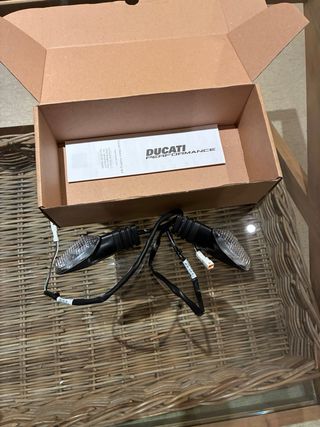 Intermitentes Ducati Delanteros y Traseros Nuevos