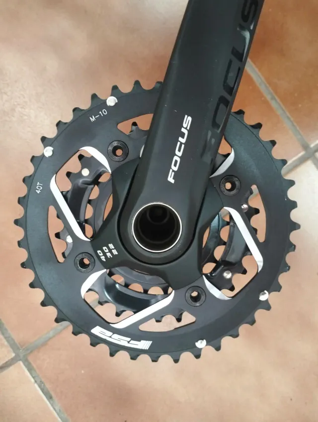 Bielas FOCUS M-10 40/30/22T