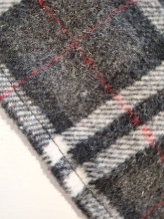 Poncho/Capa gris de cuadros mujer cuello cerrado