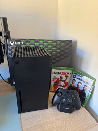 Xbox Series X 1TB + Controller + 2 Giochi