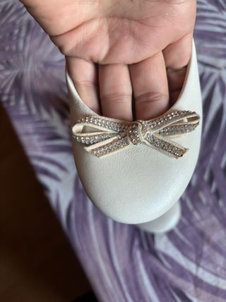 Zapatos comunión niña Tizzas lazo strass