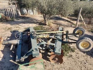 Grada de discos agrícola