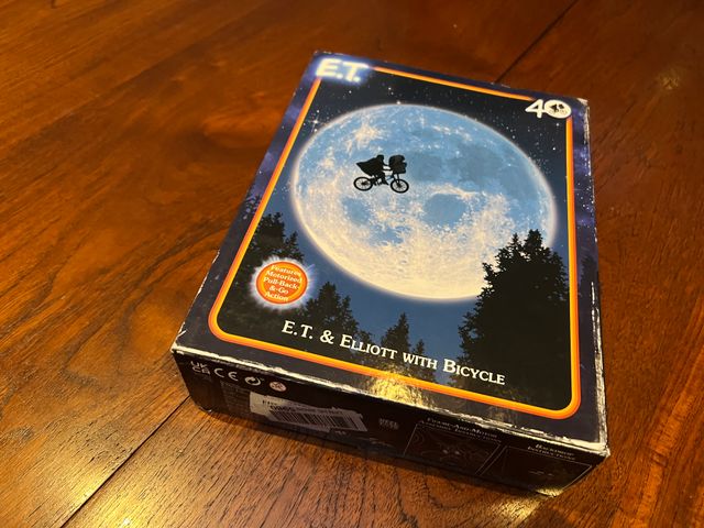 Figura NECA E.T. 40 Aniversario Elliot Bicicleta