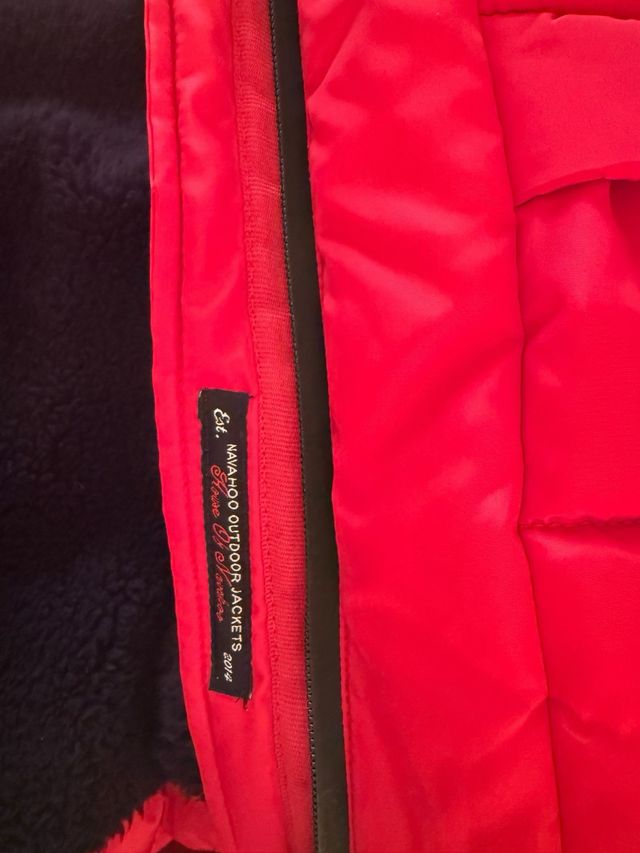 Anorak NAVAHOO mujer. Está nuevo . Talla XL (42)