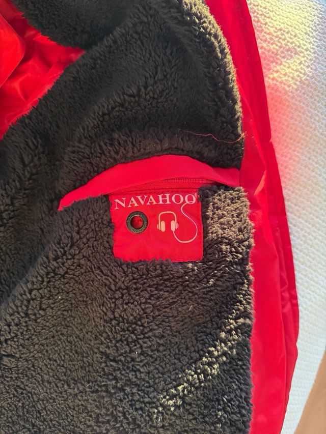 Anorak NAVAHOO mujer. Está nuevo . Talla XL (42)