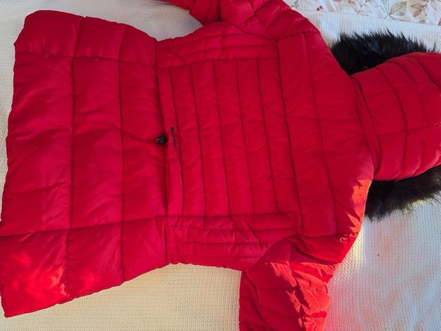 Anorak NAVAHOO mujer. Está nuevo . Talla XL (42)