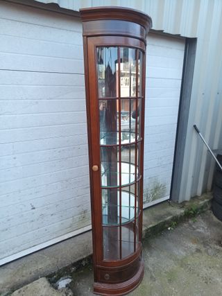 Vitrina Esquinera Madera y Cristal