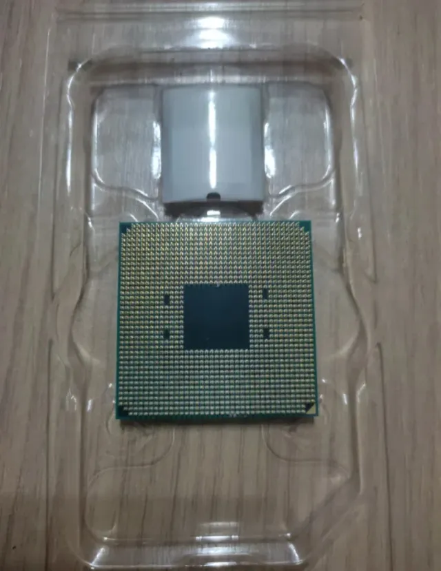 Procesador AMD Ryzen 5 1500X + disipador