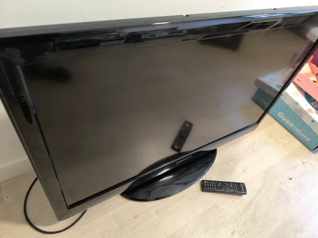 TV Hannspree 42 pulgadas Full HD