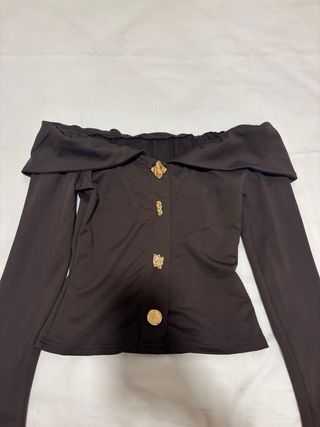 Top marrón Shein hombros descubiertos