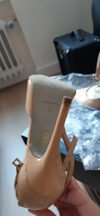 Zapatos nude de fiesta tacón 10cm T38. 3Usos