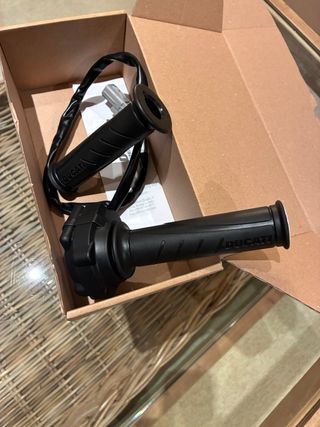 Puños Ducati Moto Originales