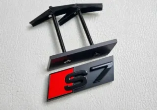 Audi S7 Logo Emblema de Parilla Calandra