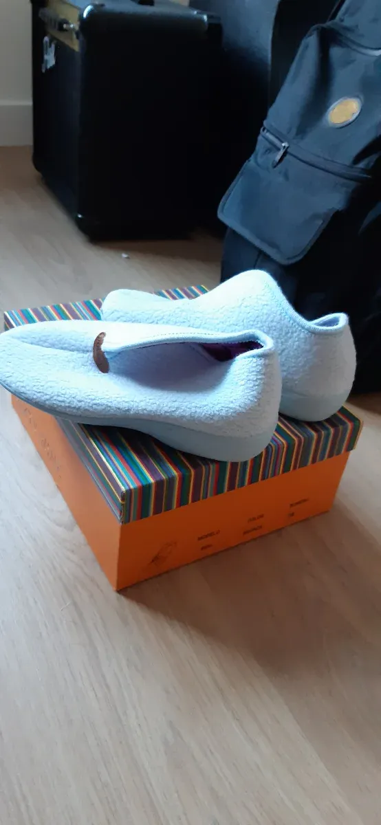 Zapatillas de estar por casa borreguito