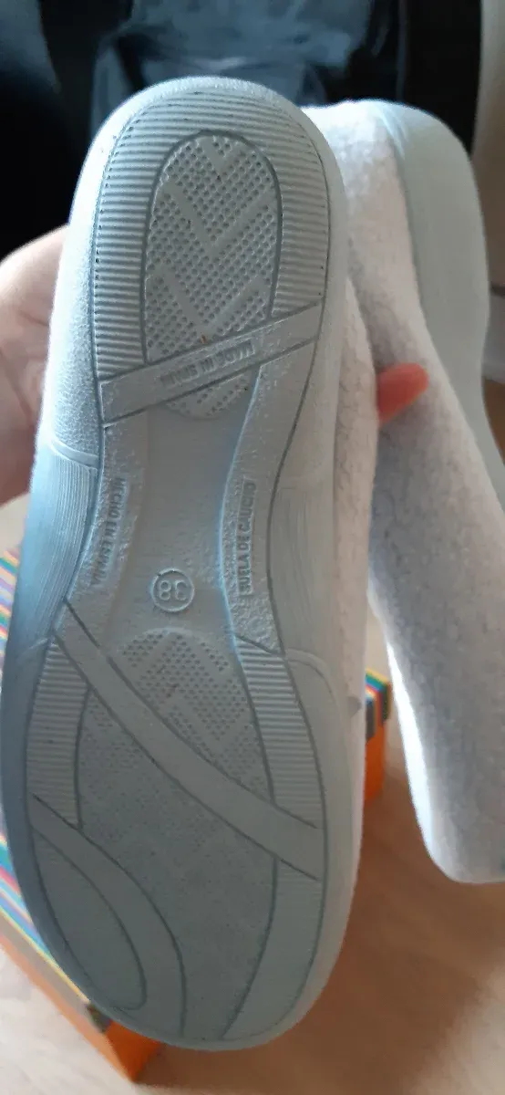 Zapatillas de estar por casa borreguito