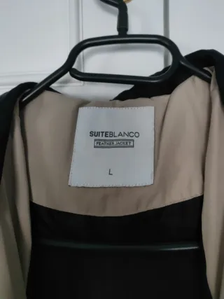 Plumífero beige marrón verdoso con capucha Talla L