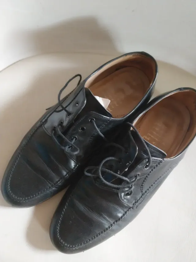 Zapatos de piel negros talla 39