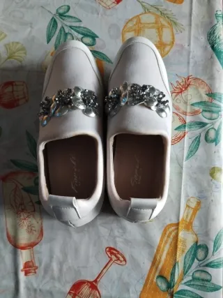 Scarpe donna bianche con strass